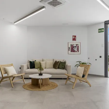 Casa O Gardens אסטפונה